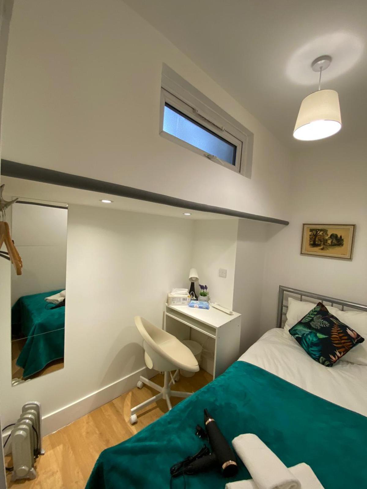 Cosy Private Rooms Near Euston Station, Central Londra Exterior foto
