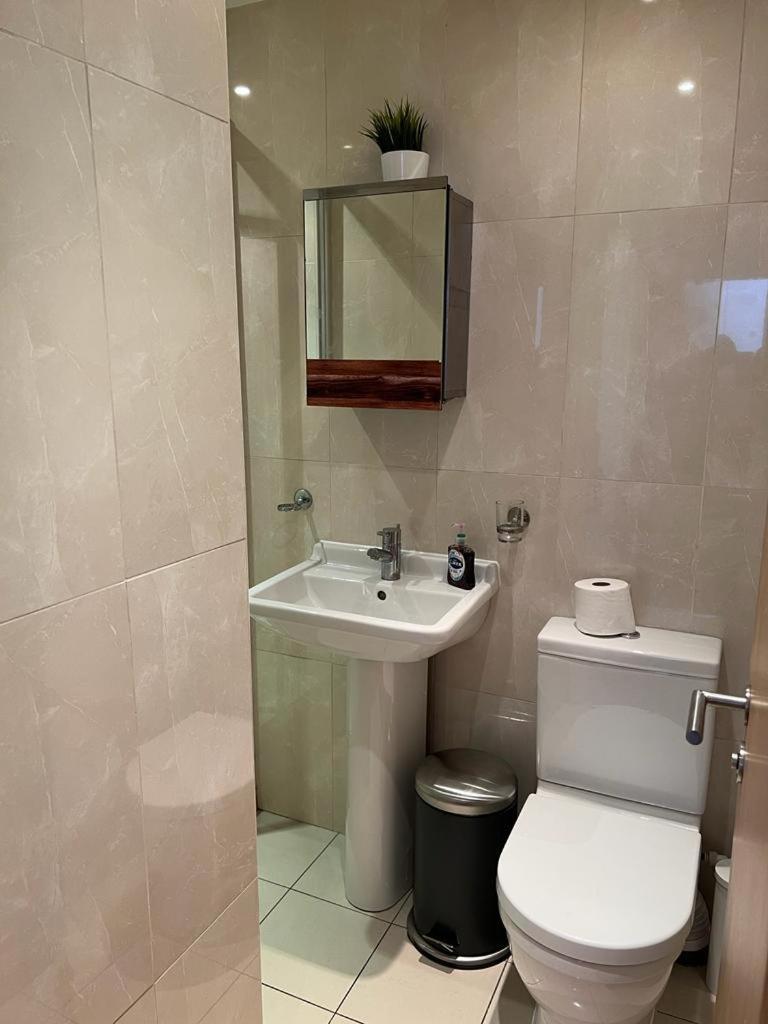 Cosy Private Rooms Near Euston Station, Central Londra Exterior foto