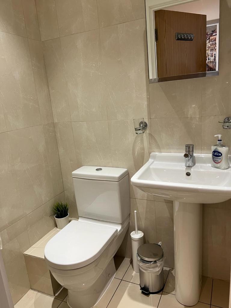 Cosy Private Rooms Near Euston Station, Central Londra Exterior foto